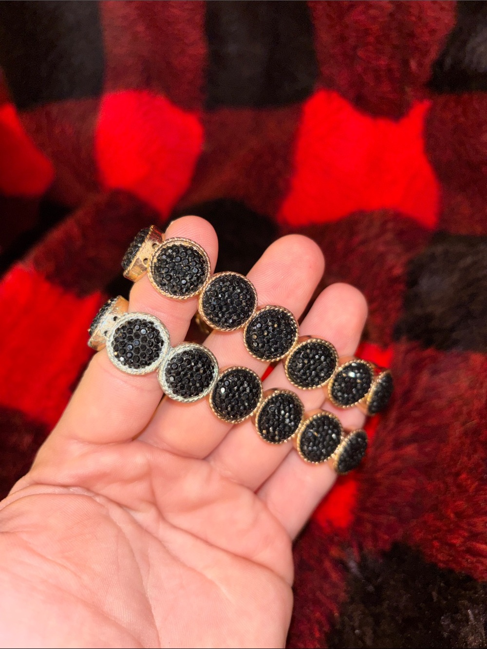 Elegant Black Crystal Circle Bracelet - Women Jewelry
